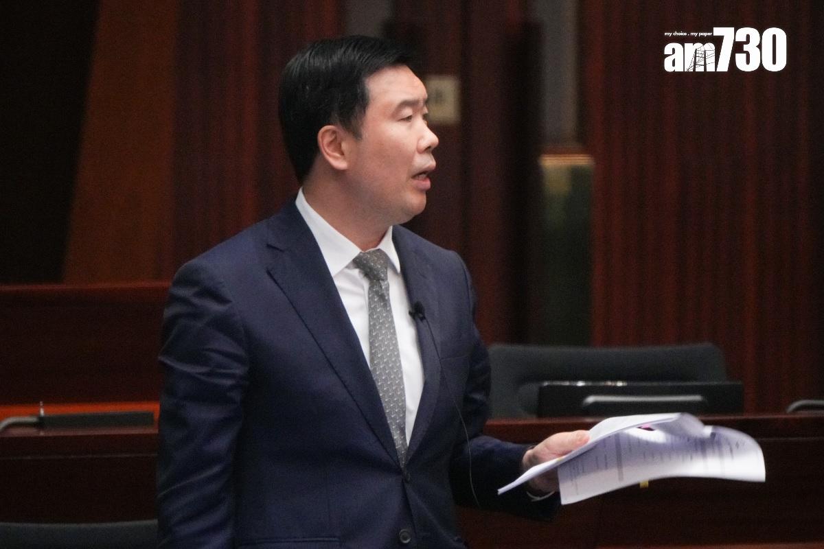 嚴剛建議政府修例強制的士安裝電子支付系統。(資料圖片/李睿哲攝)