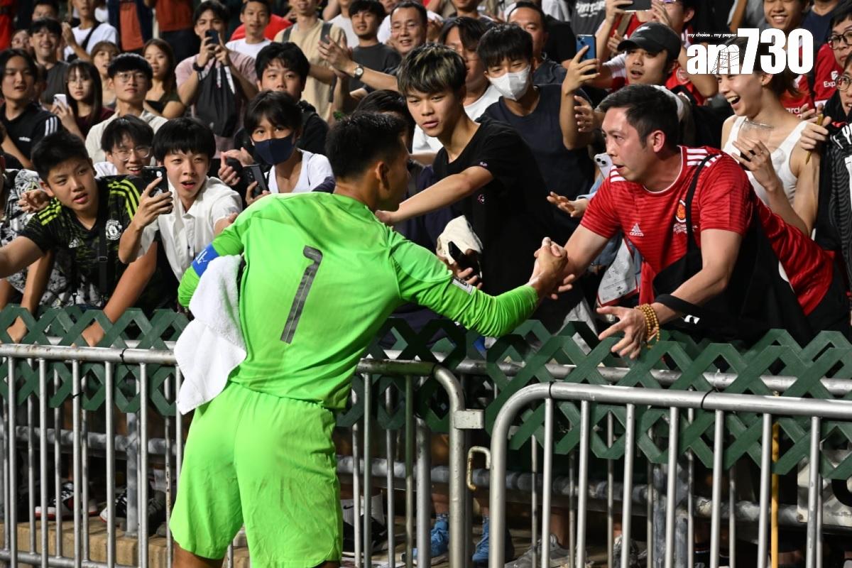 世界盃外圍賽,紅色球衣的港隊今晚在香港大球場迎戰不丹。(陳奕釗攝)