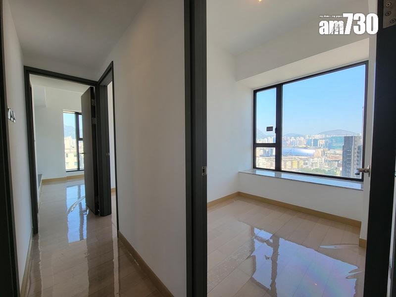 城軒示範單位|708呎三房交樓標準及連裝修一齊睇!主人房三邊大玻璃窗勁開揚|多圖