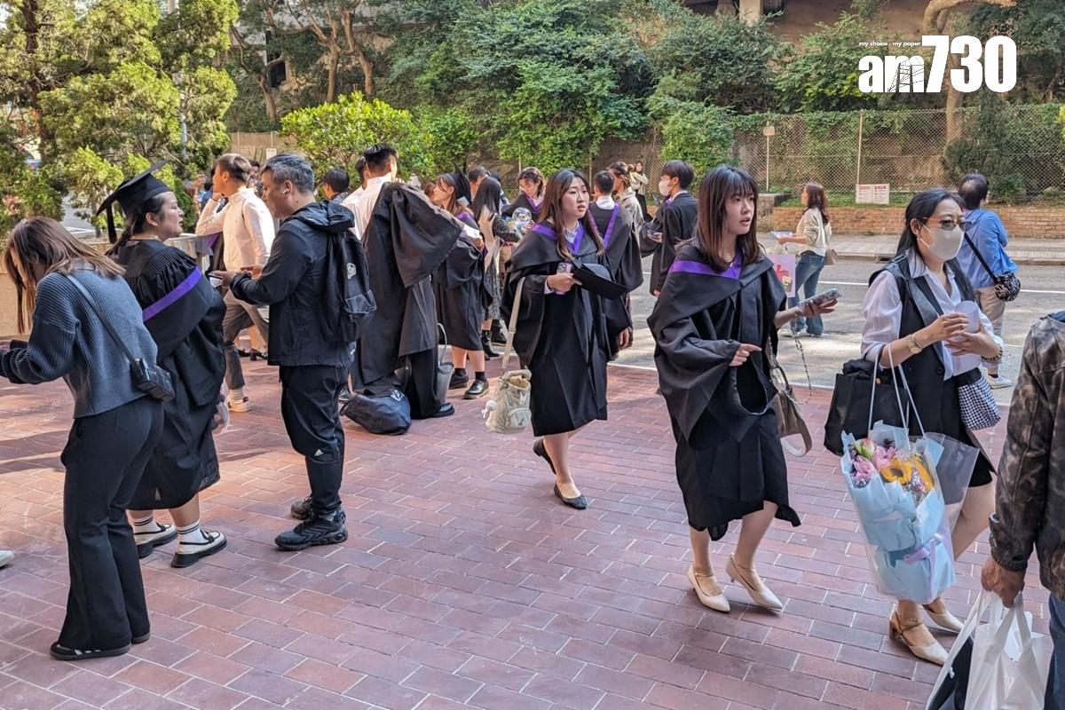 香港樹仁大學今日舉行畢業典禮。(羅庸軒攝)