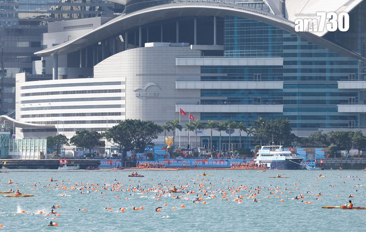 維港渡海泳今日早上舉行。(蘇文傑攝)