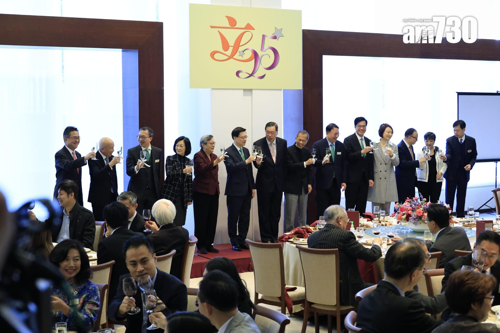 立法會舉行慶祝25周年午宴(林俊源攝)