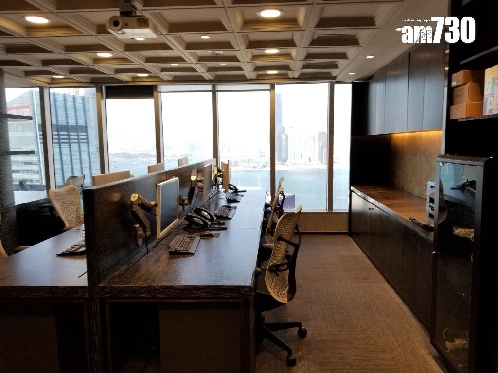 力寶中心高層附裝修單位意向租金10萬 飽覽維港全海景觀|商廈市況