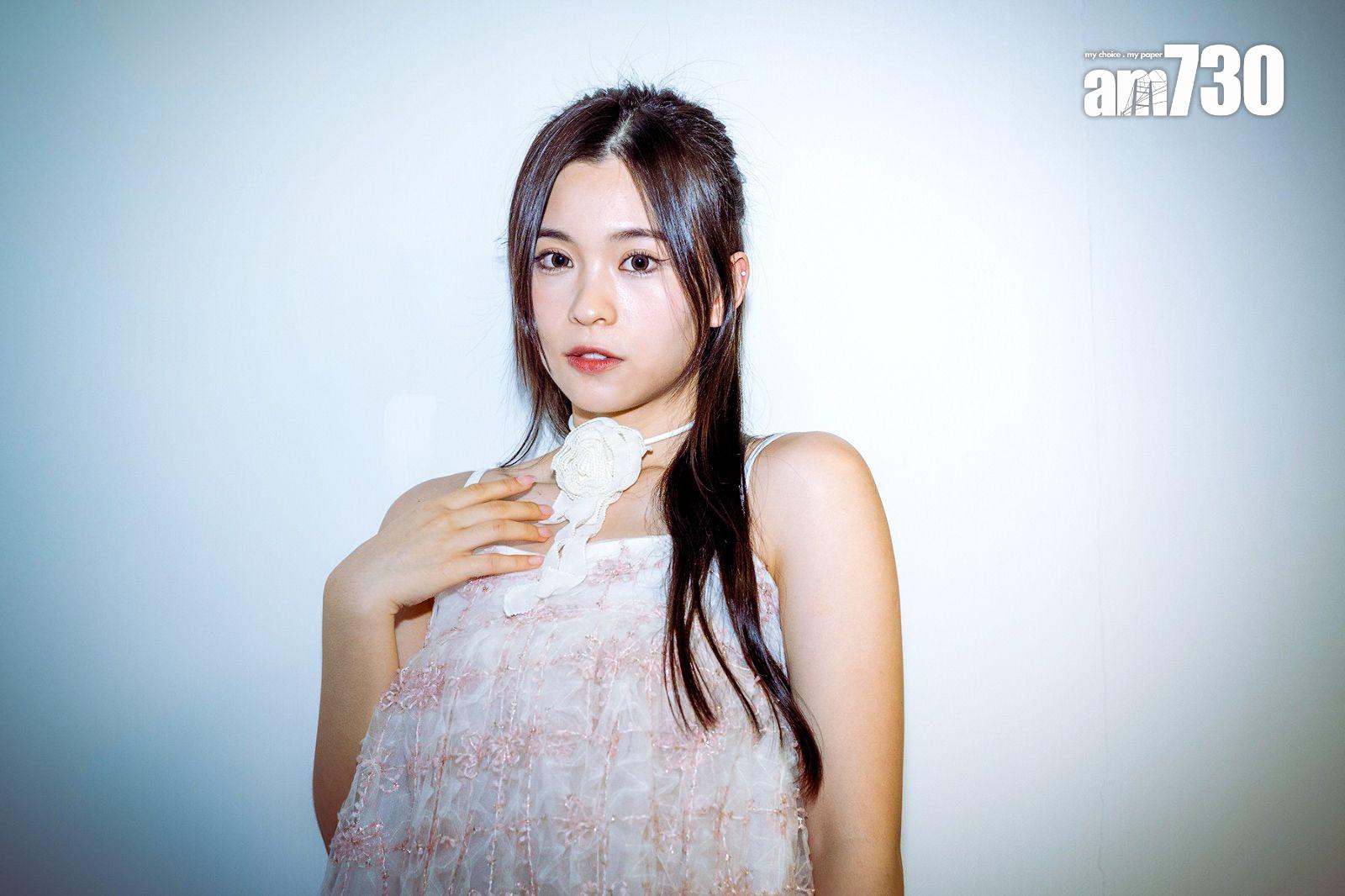 阿妹@Lolly Talk獲母親預備健康餐,感恩獲家人支持追夢。(陳奕釗攝)