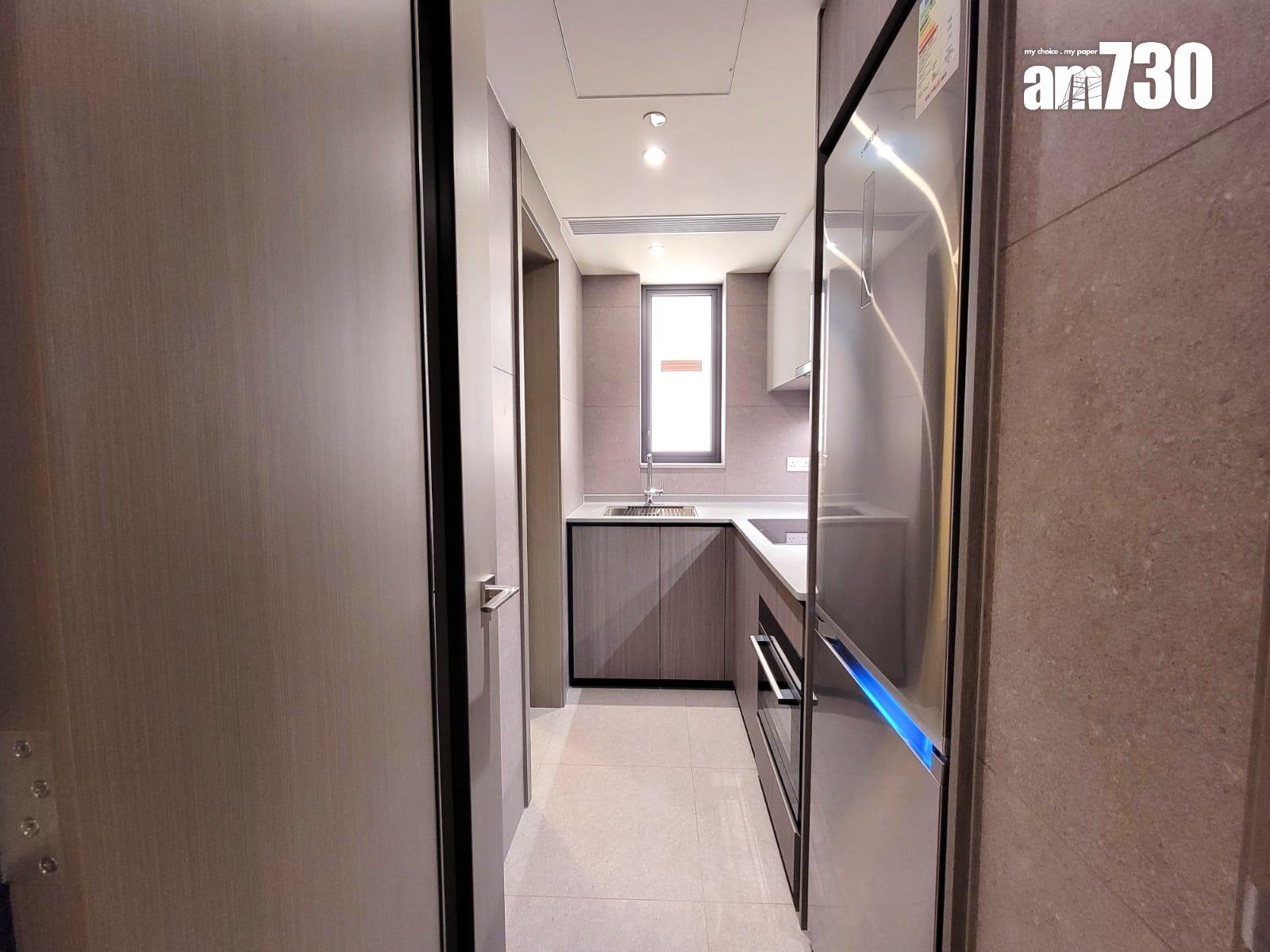 YOHO WEST示範單位|三房696方呎連裝修及交樓標準有得睇 梗廚設計|多圖有片