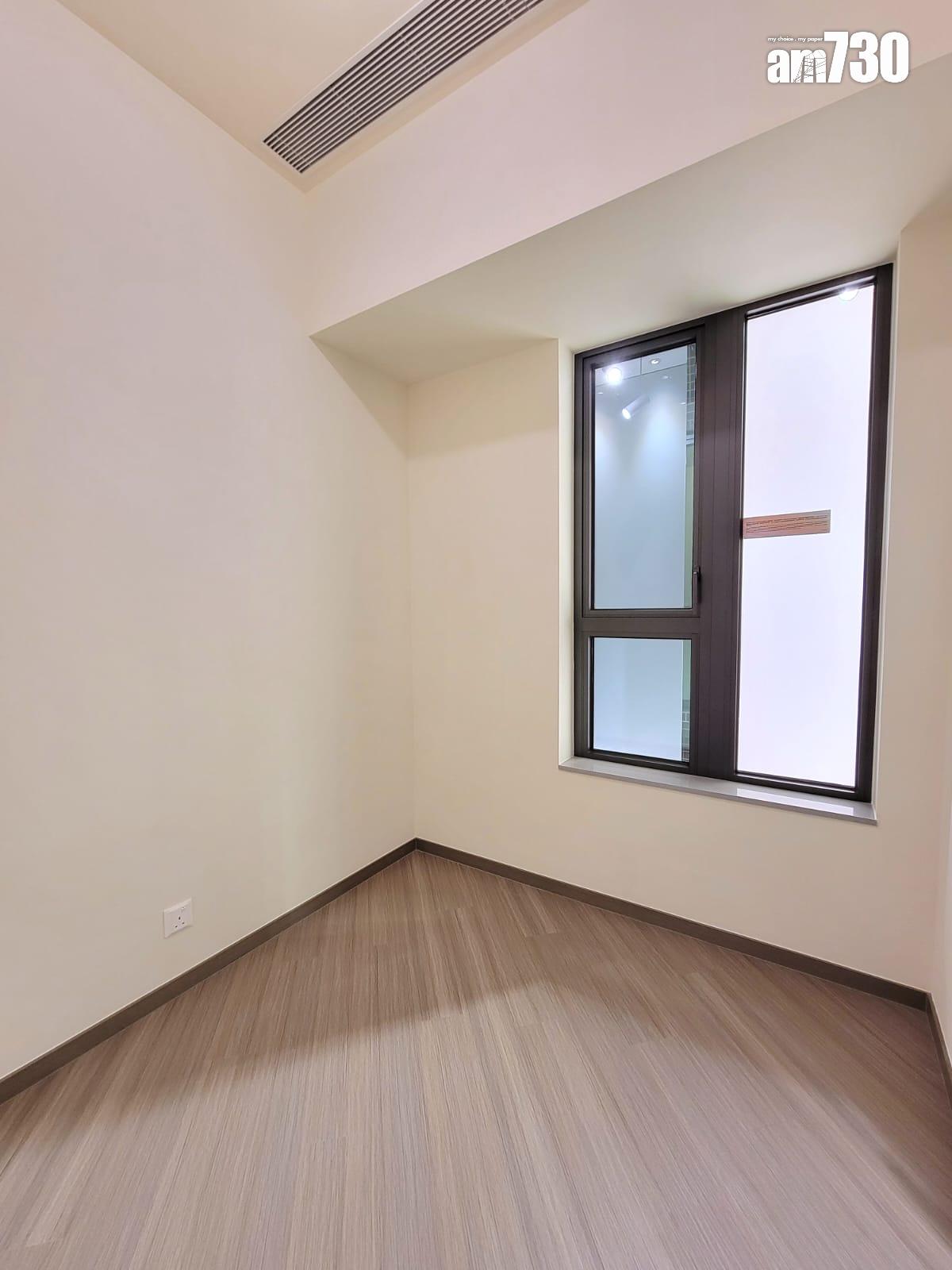 YOHO WEST示範單位|三房696方呎連裝修及交樓標準有得睇 梗廚設計|多圖有片