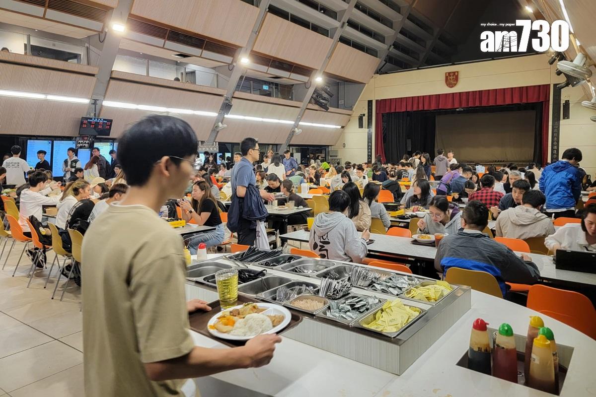審計署指,中大全數33間餐廳均沒有查核顧客是否中大學生或教職員。(李睿哲攝)