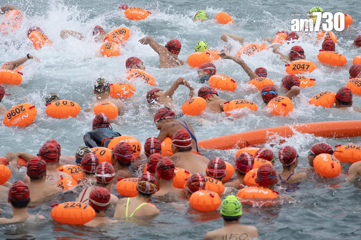 維港渡海泳今日早上舉行。(蘇文傑攝)