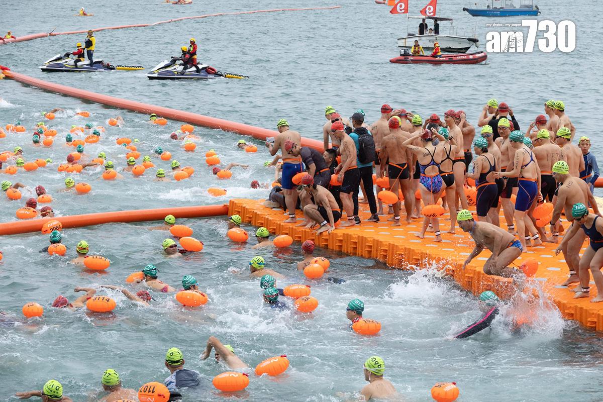維港渡海泳今日早上舉行。(蘇文傑攝)