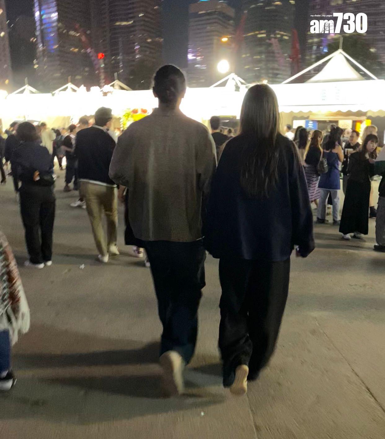 Mandy譚旻萱日前與導演男友拖手現身中環。