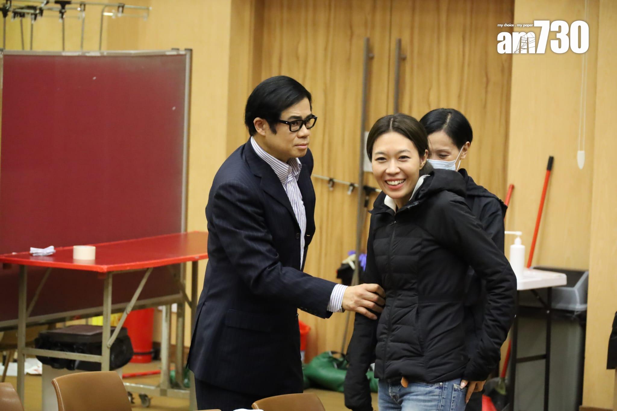 區議會選舉2023|宋芝齡落淚指只是暫時未能勝出 未來爭取將「空中票」變實體票(鍾式明攝)