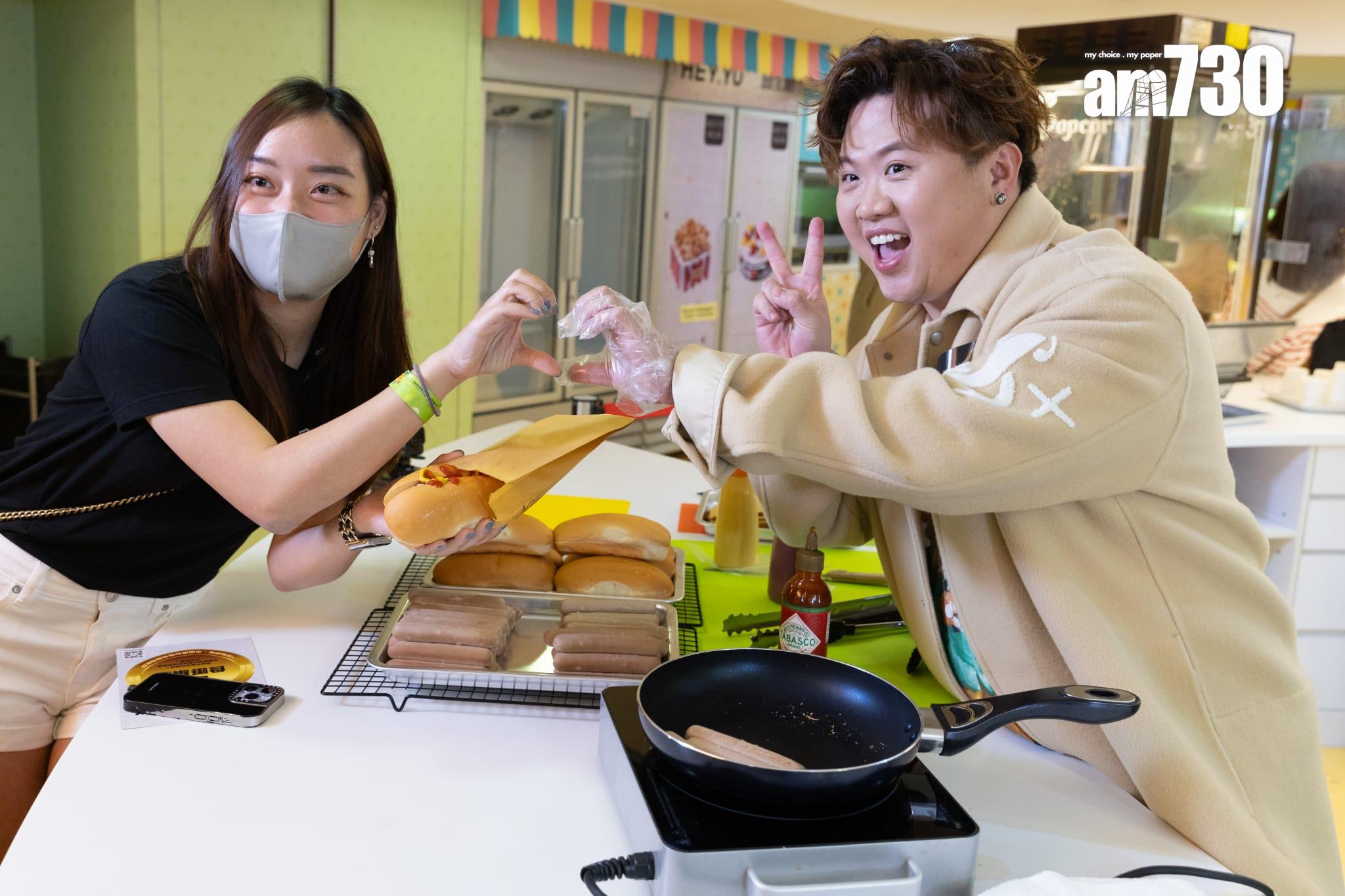 肥仔與fans合照。(蘇文傑攝)