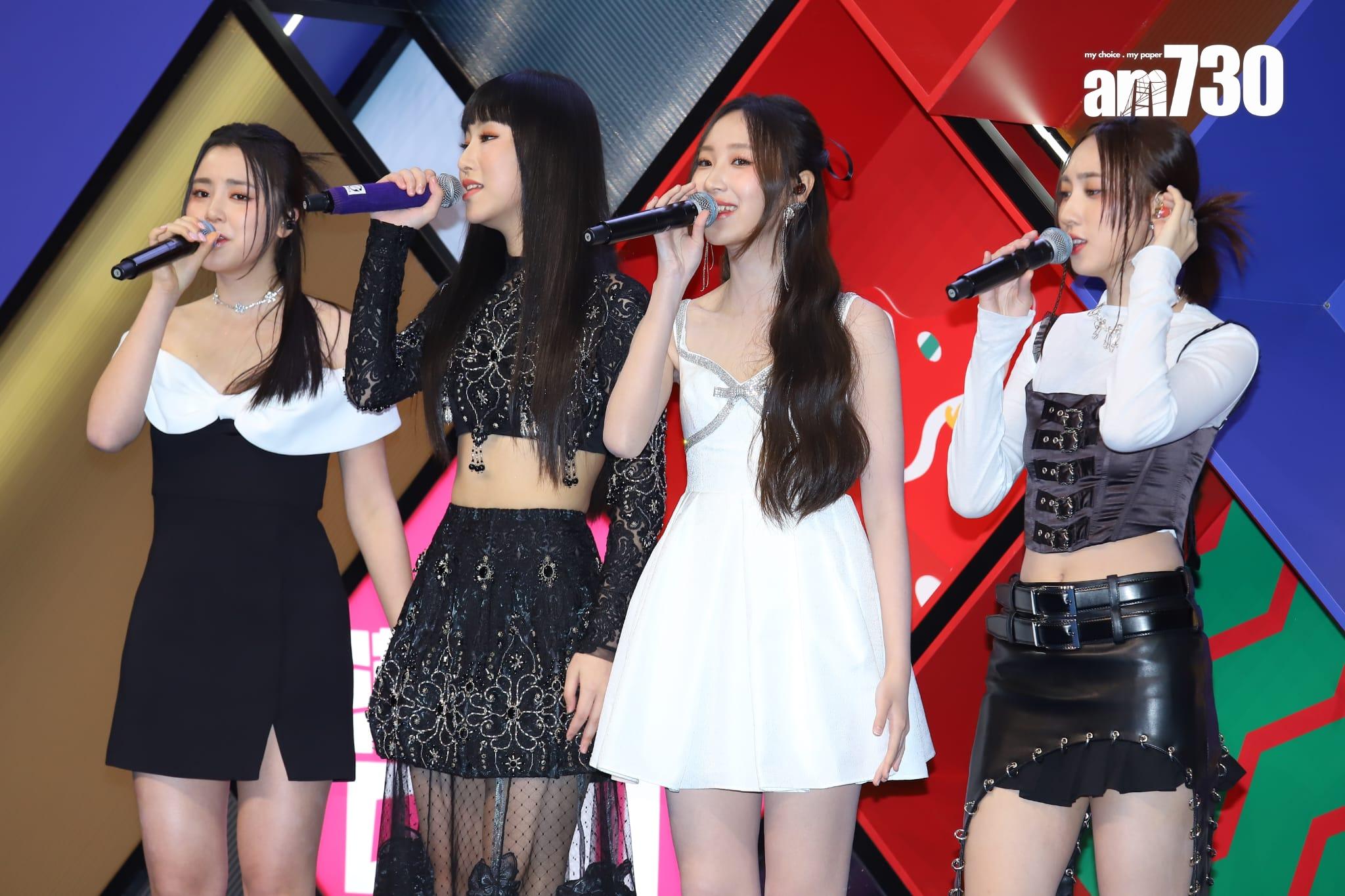 After Class合體獻唱《要為今日回憶》和《Not Givin‘ Up》兩首歌。(羅錦鴻攝)