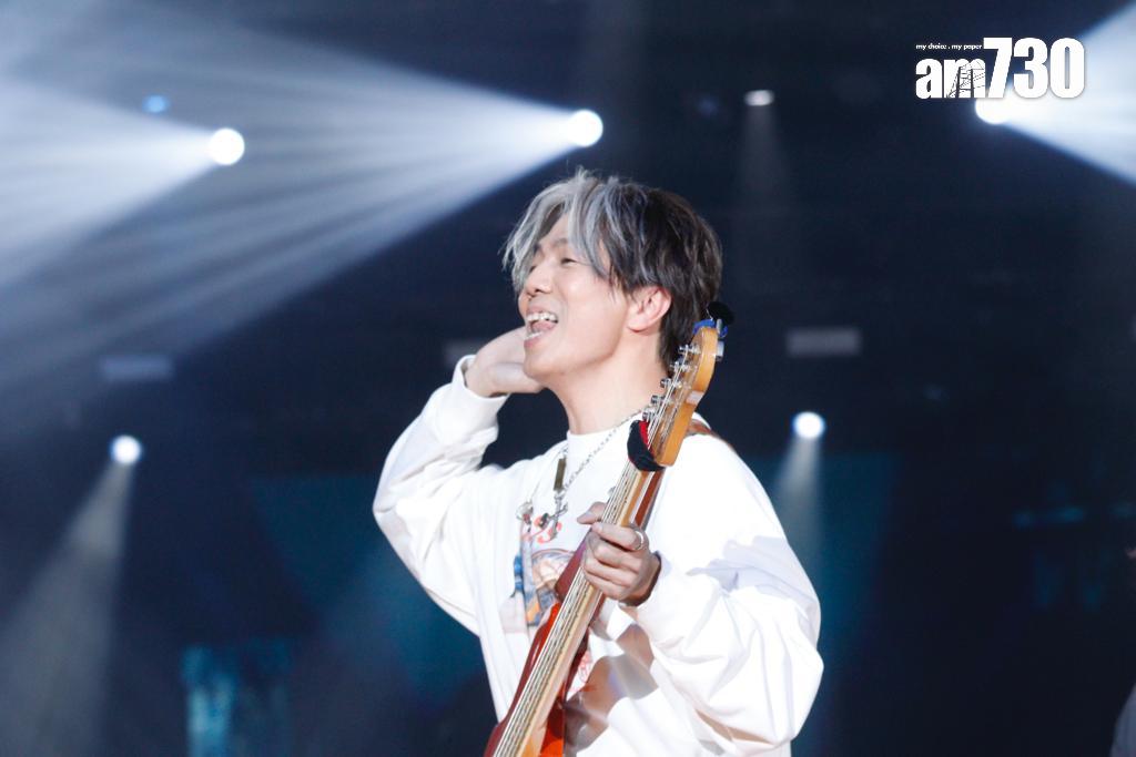 RubberBand開聖誕跨年show「JUNTOS音樂會」頭場。