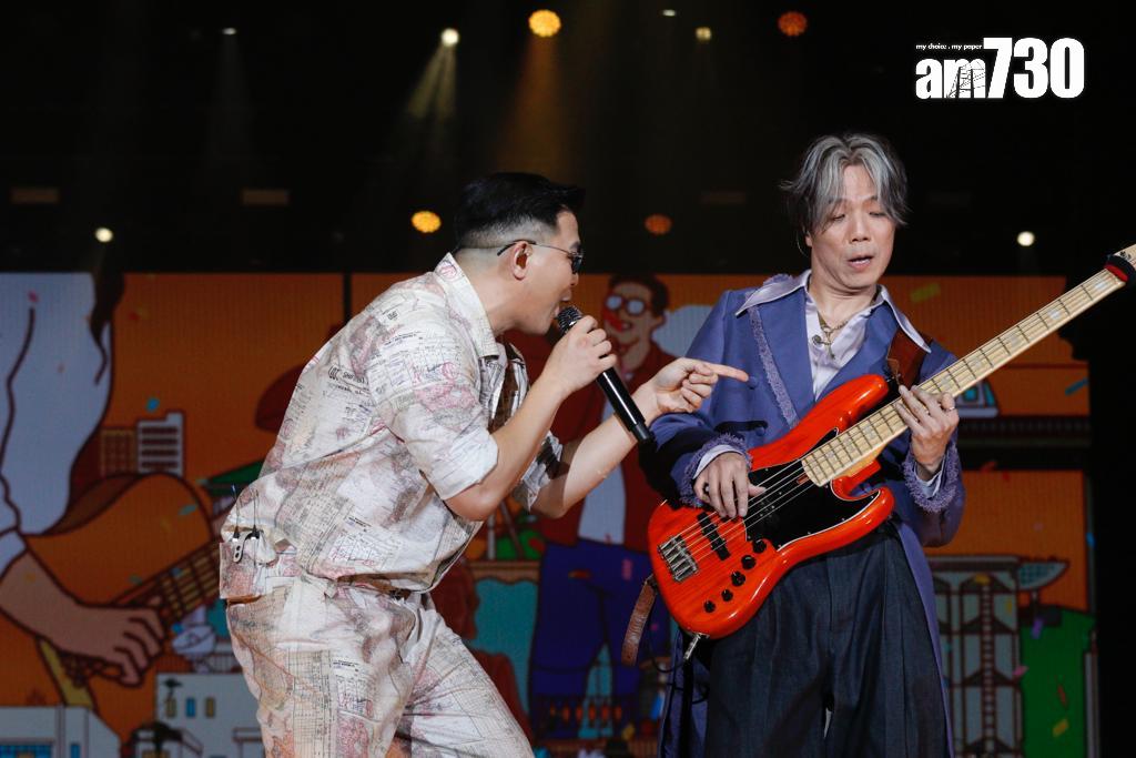 RubberBand開聖誕跨年show「JUNTOS音樂會」頭場。