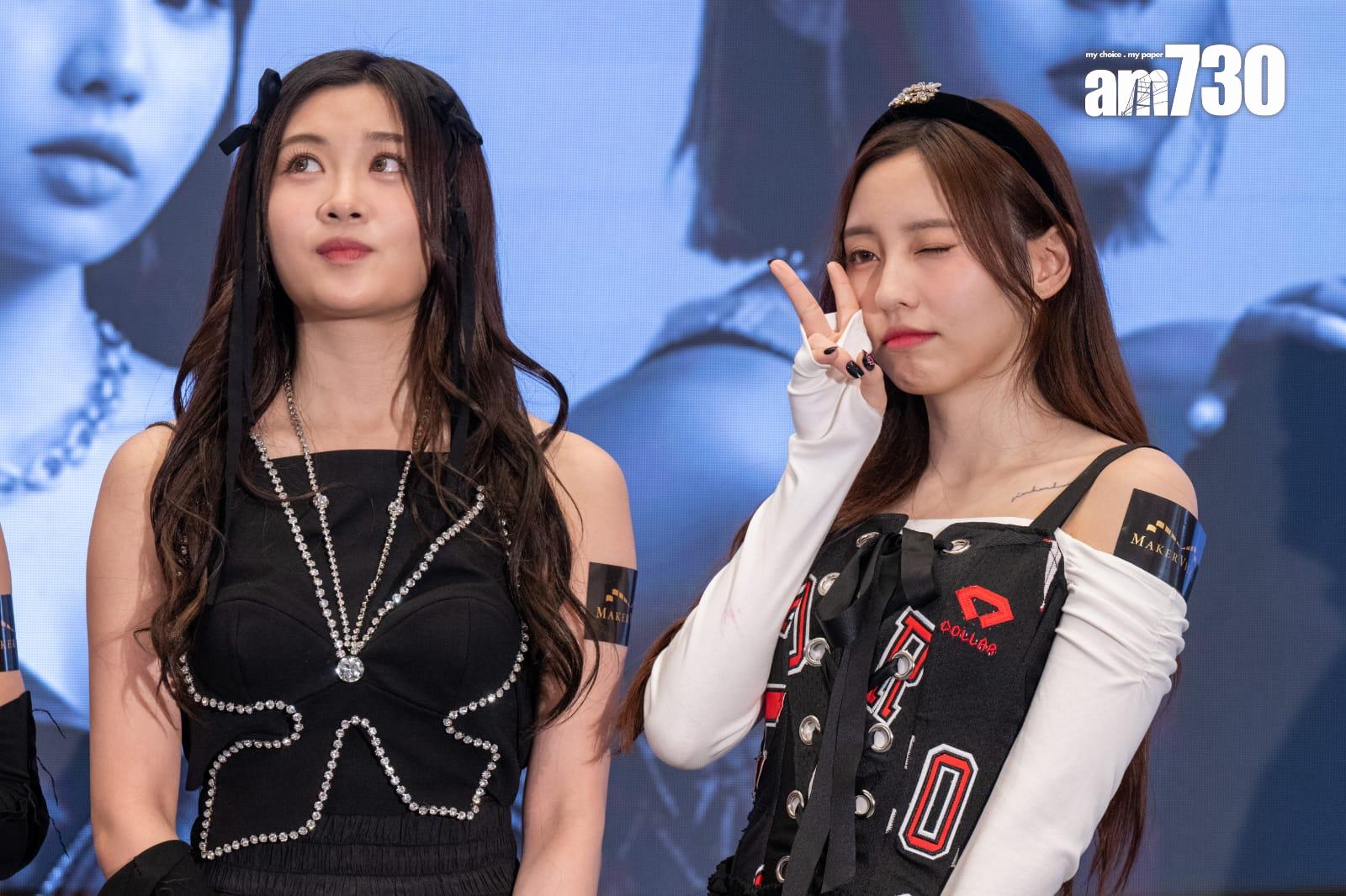 COLLAR慶祝成軍兩周年,於尖沙咀商場舉行生日會及簽名會。 (陳奕釗攝)