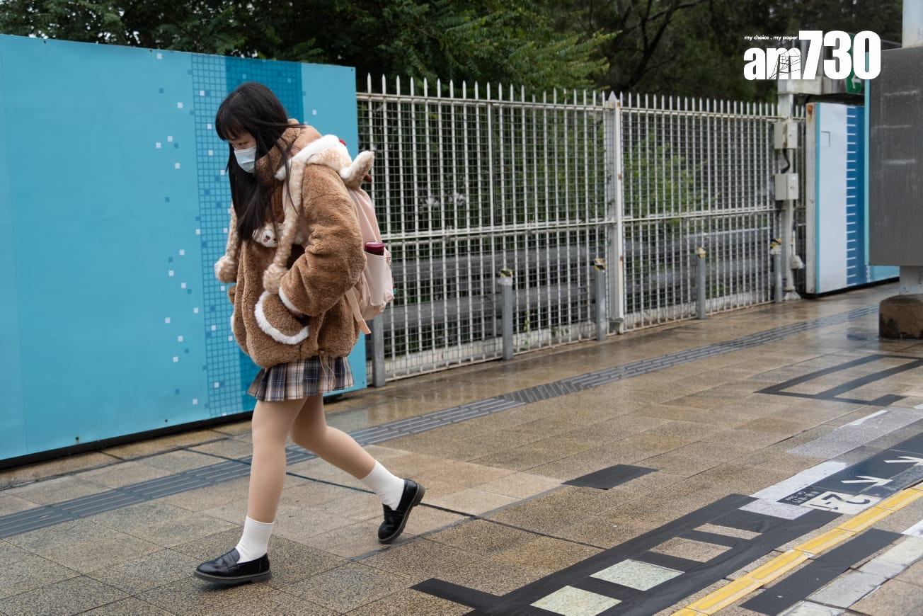 天文台今日早上一度錄得6.3度,為入冬以來最低。(林靄怡攝)