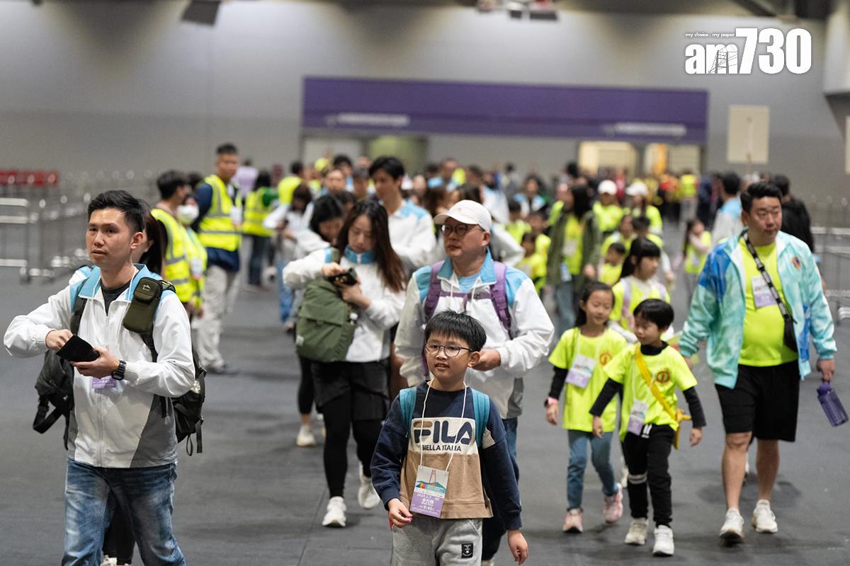 今日公益金百萬行大約有1.1萬人參加。(林靄怡攝)