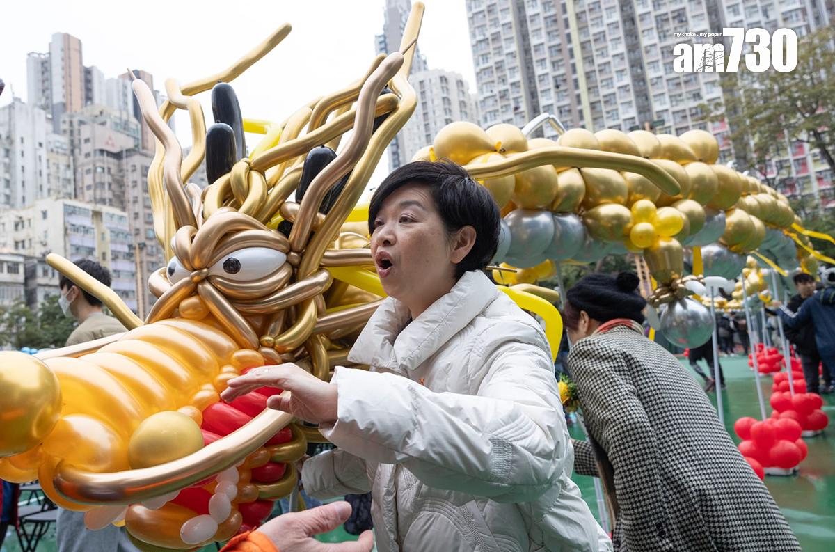 何永賢出席一個義工活動啟動儀式。(蘇文傑攝)