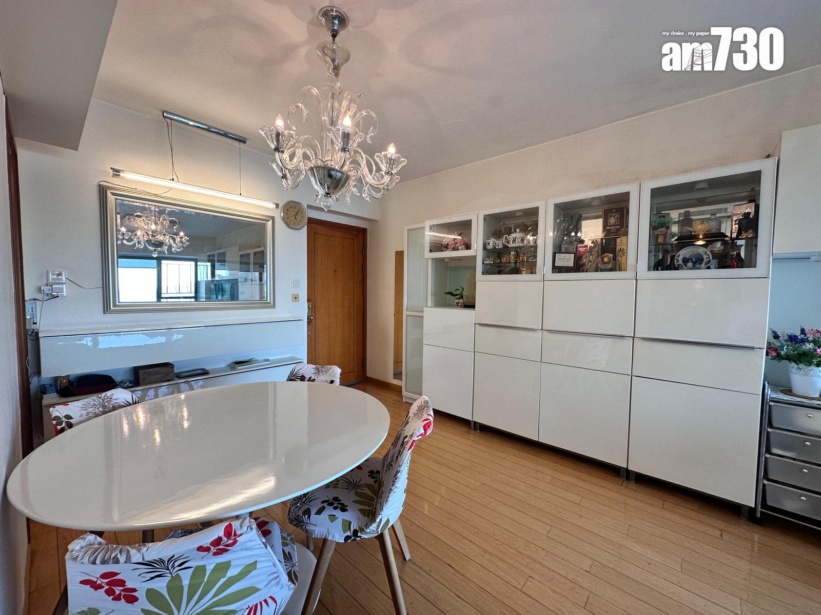 樓價續跌業主蝕讓套現!三房靚裝修+海景不足6年慘輸「4球」|多圖