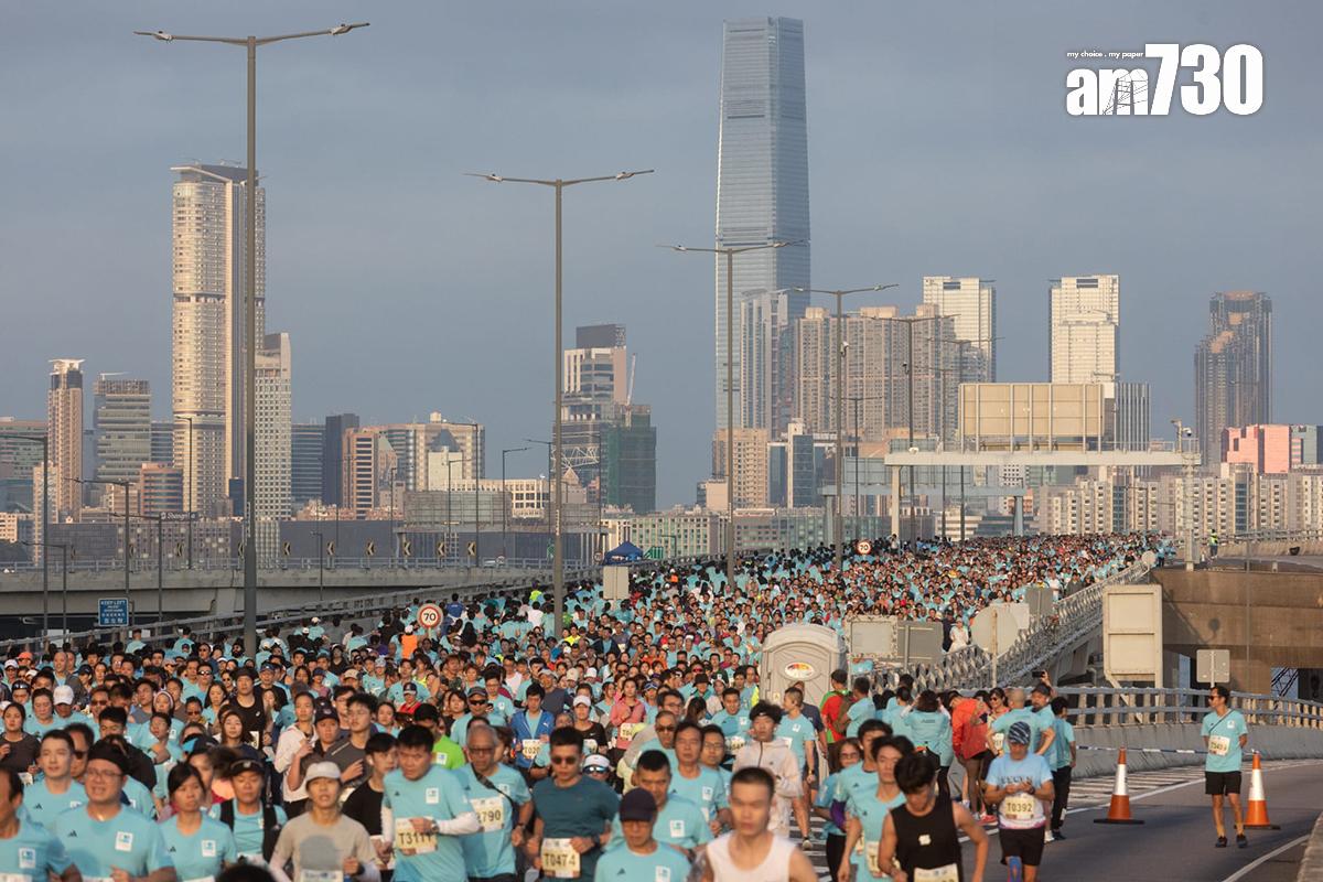 馬拉松10公里賽事在東區走廊舉行。(蘇文傑攝)