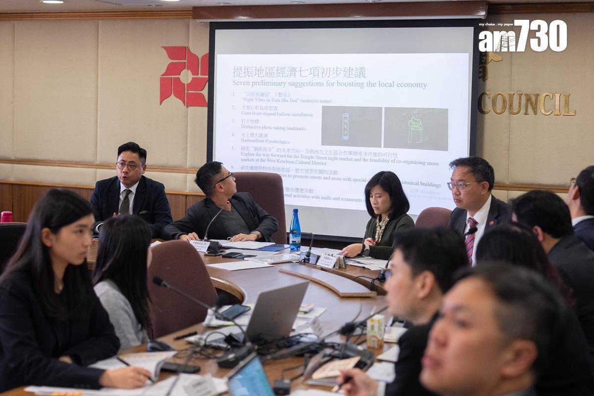 油尖旺區議會今日召開首次大會。(林靄怡攝)