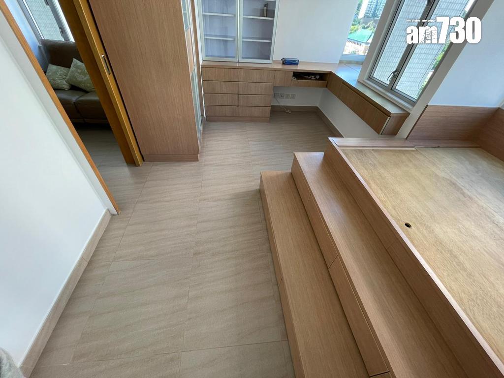 睡房裝修及傢俬齊全,基本上可即買即住。