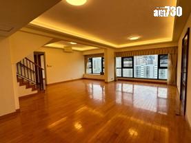 何文田京士柏山頂層複式五房連車位 劈價至逾8000萬求售|多圖