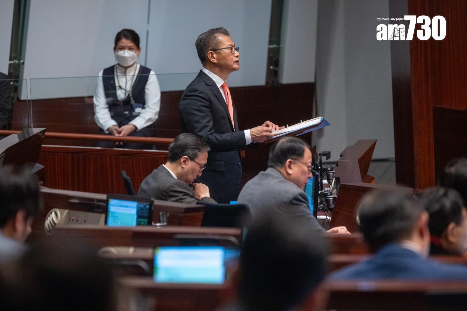 財政預算案2024|官員議員襯色 指以晨曦色彩迎接預算案|Ray Online(陳奕釗攝)