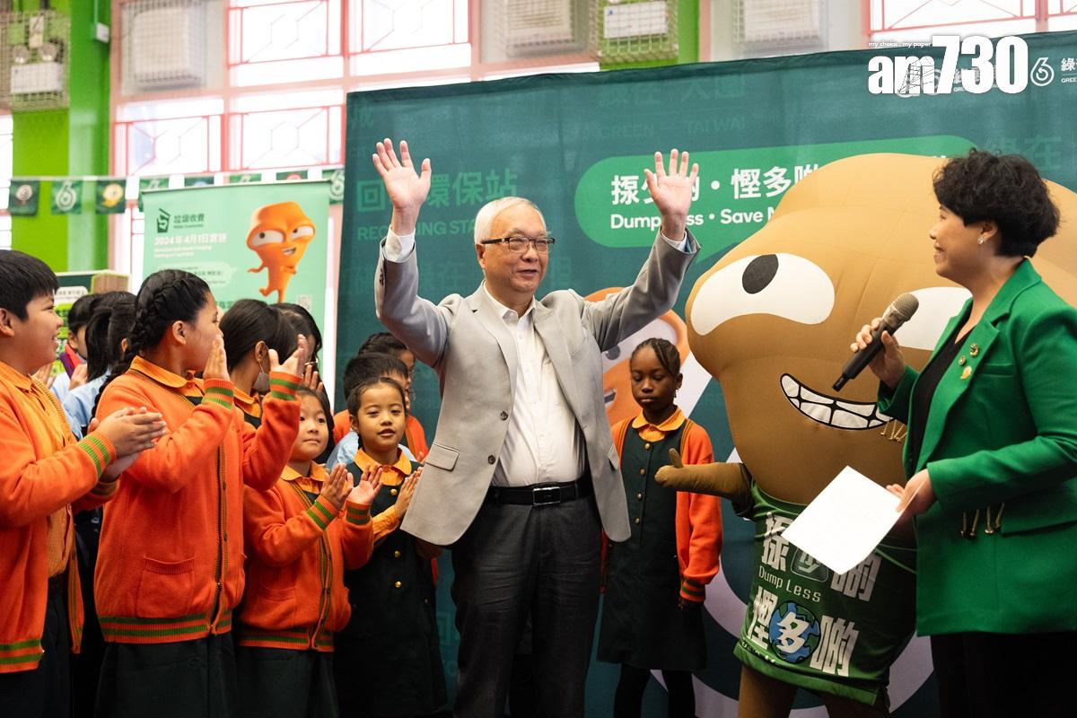 政府在押後垃圾徵費前連日在社區宣傳。(資料圖片/林靄怡攝)