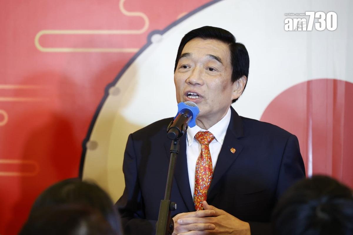 范鴻齡對紓緩醫護人手問題感到審慎樂觀。(林俊源攝)