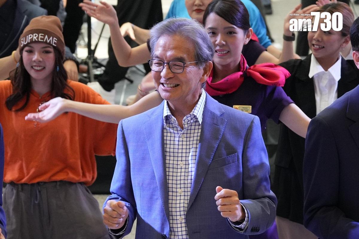 蘇澤光(前)預計日後3條跑道皆投入運作後,機場吞吐量可增加50%。(資料圖片)