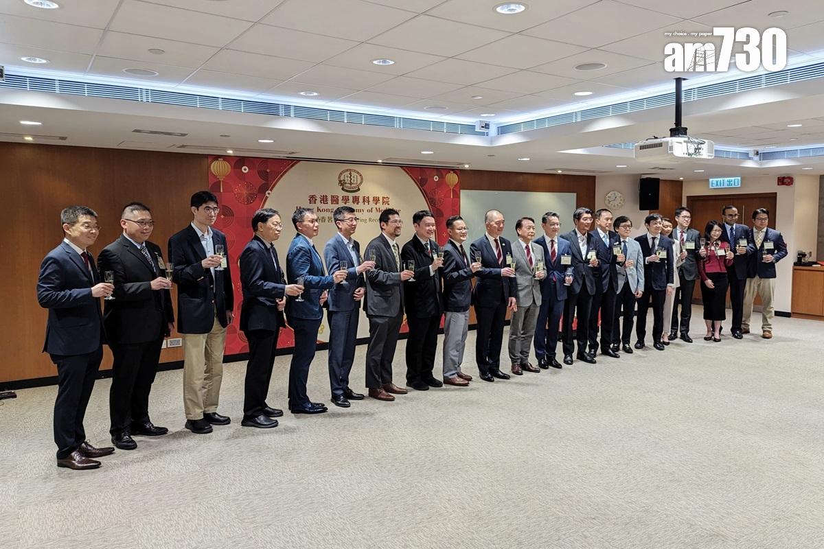 香港醫學專科學院主席今日舉行傳媒春茗。(羅庸軒攝)
