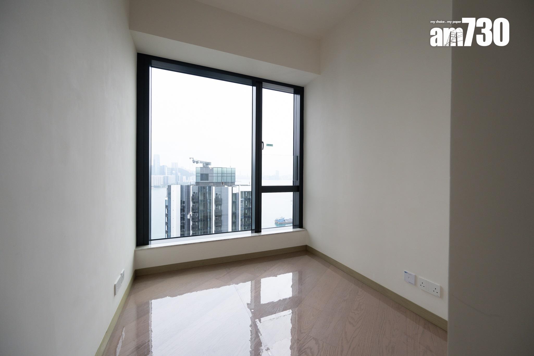 蔚藍東岸示範單位|498呎海景兩房簡約大方 嵌入式雪櫃省空間(多圖有片)