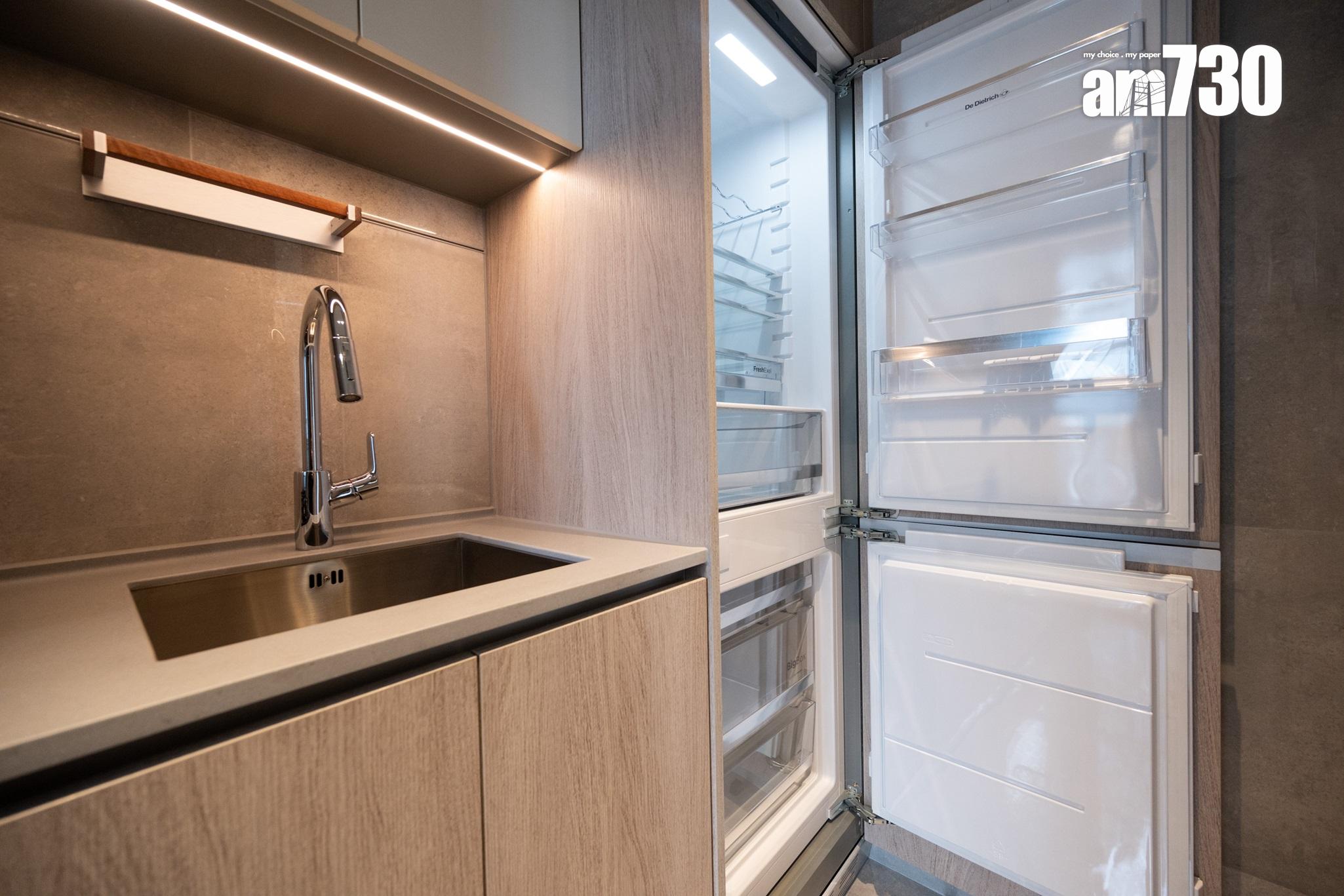 蔚藍東岸示範單位|戶戶向海兩房即睇!客廳落地窗享明亮採光(多圖有片)|油塘新盤