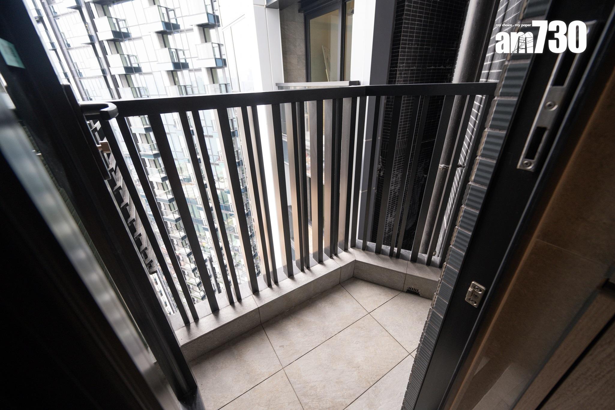 蔚藍東岸示範單位|戶戶向海兩房即睇!客廳落地窗享明亮採光(多圖有片)|油塘新盤