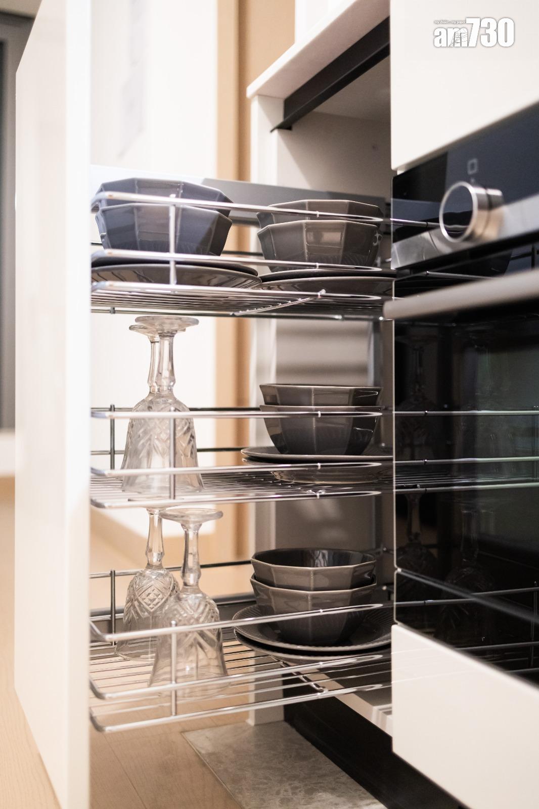 SEASONS PLACE標準戶樓高3.325米 打造兩款多功能收納櫃|將軍澳新盤