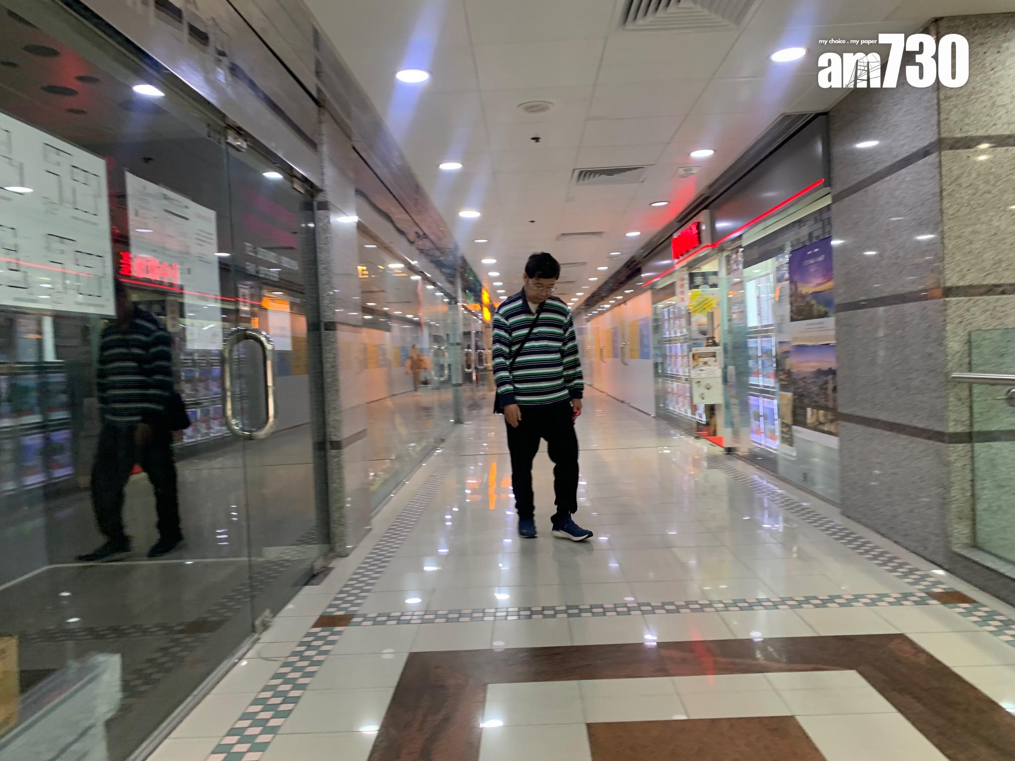 置富南區廣場農曆年後商戶流失情況加劇,每層均現多間吉鋪,令住戶起居飲食、購買日用品極為不便。(《am730》記者攝)