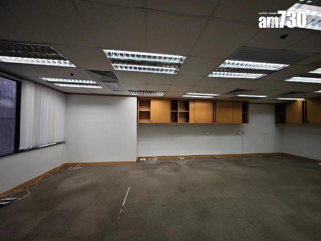 北角城中心逾千呎中層戶放售 意向價930萬(多圖)|商廈市況