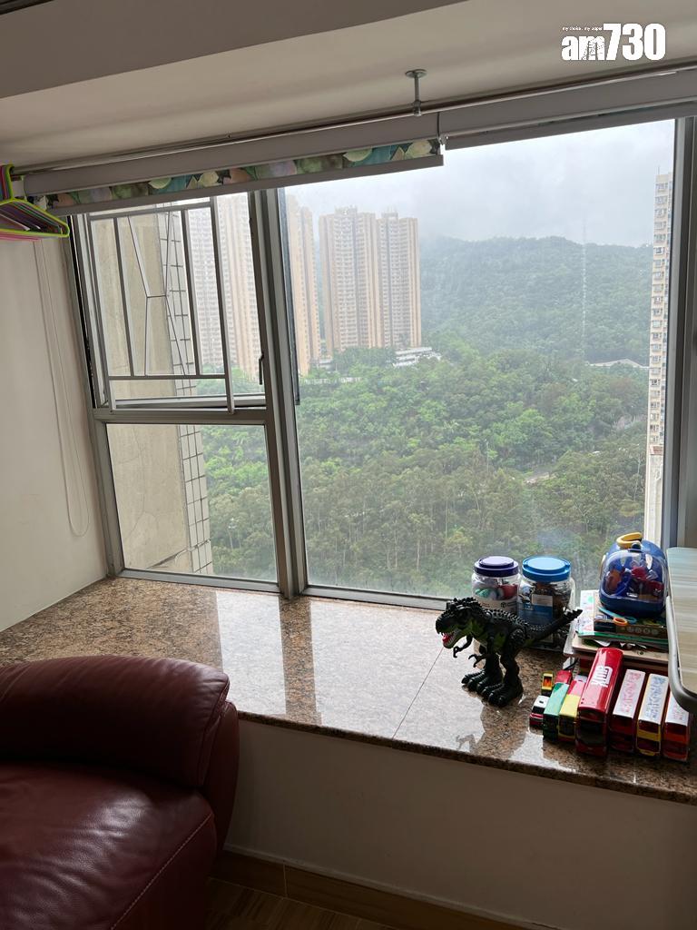 單位享開揚翠綠山景。(代理提供)