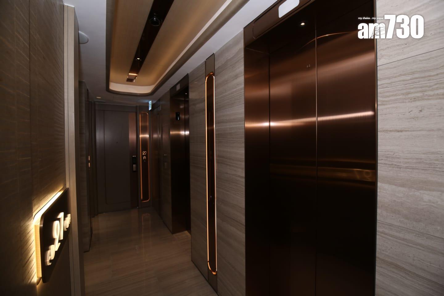 佳悅住宅樓層佔23層,每層各設5伙,備有兩部住客升降機。(董立華攝)