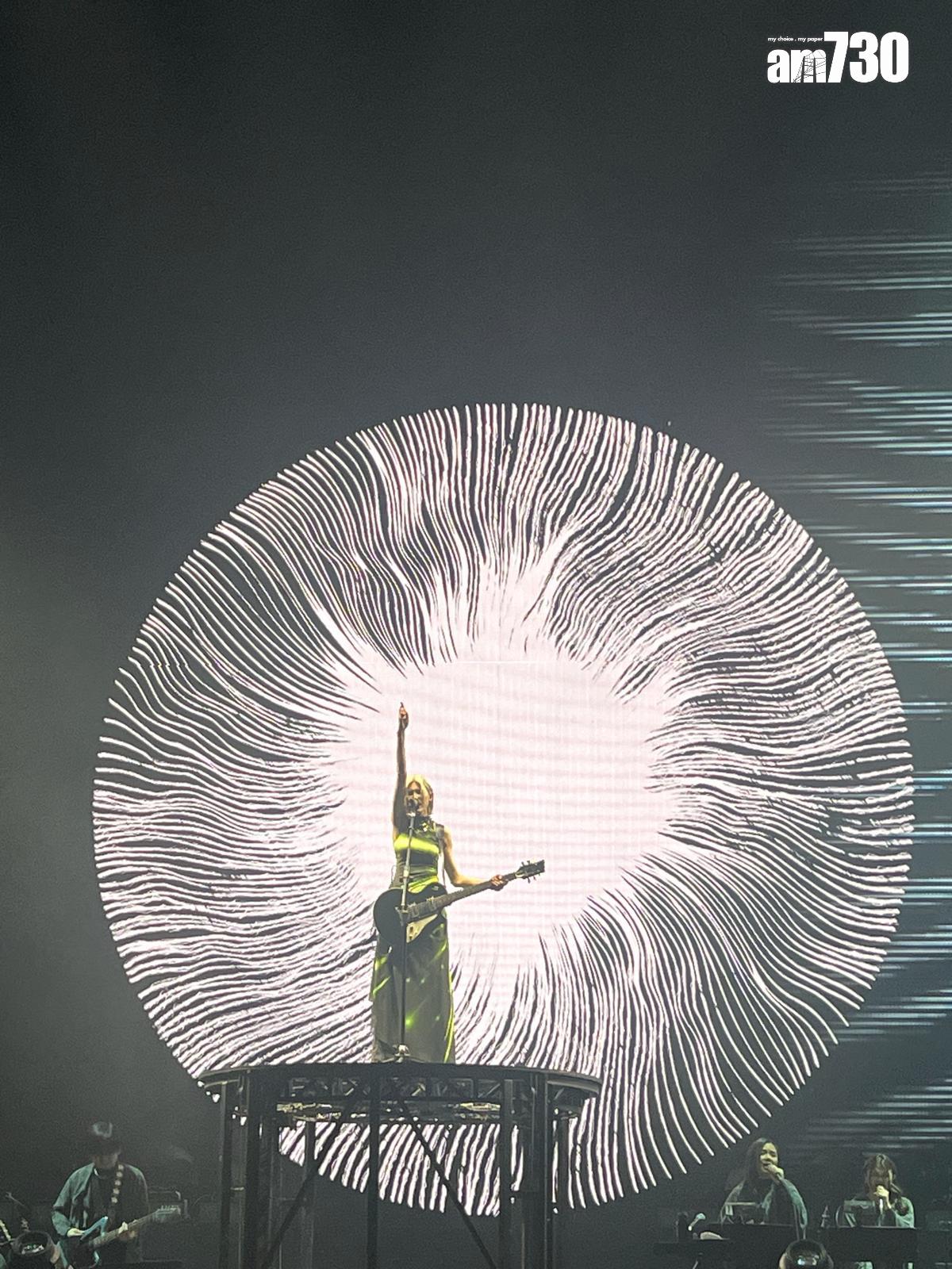 陳蕾《念》演唱會頭場。