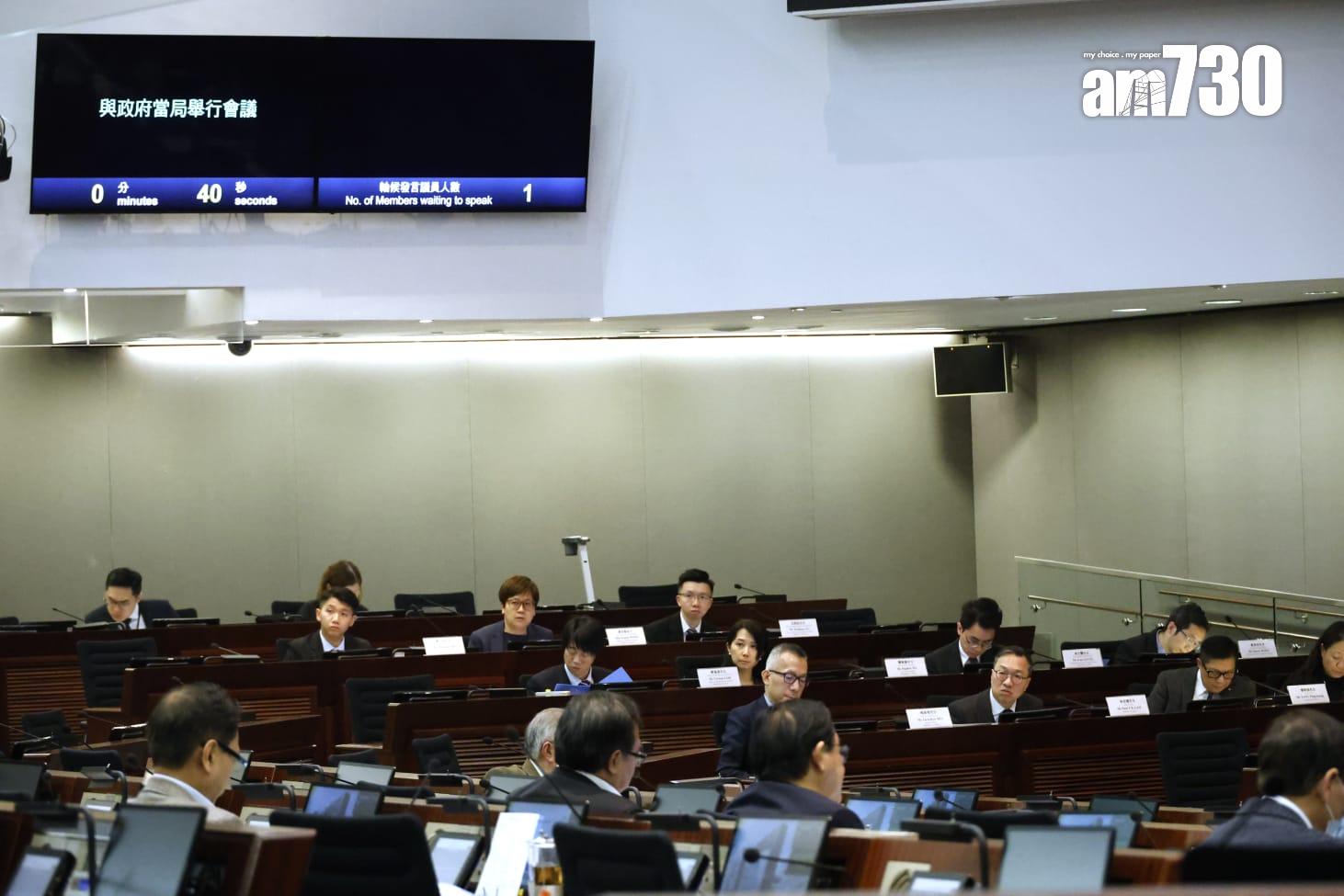 23條立法|鄧炳強:叛國條文的「戰爭」指打仗 金融及科技等戰爭由其他法例處理(林俊源攝)