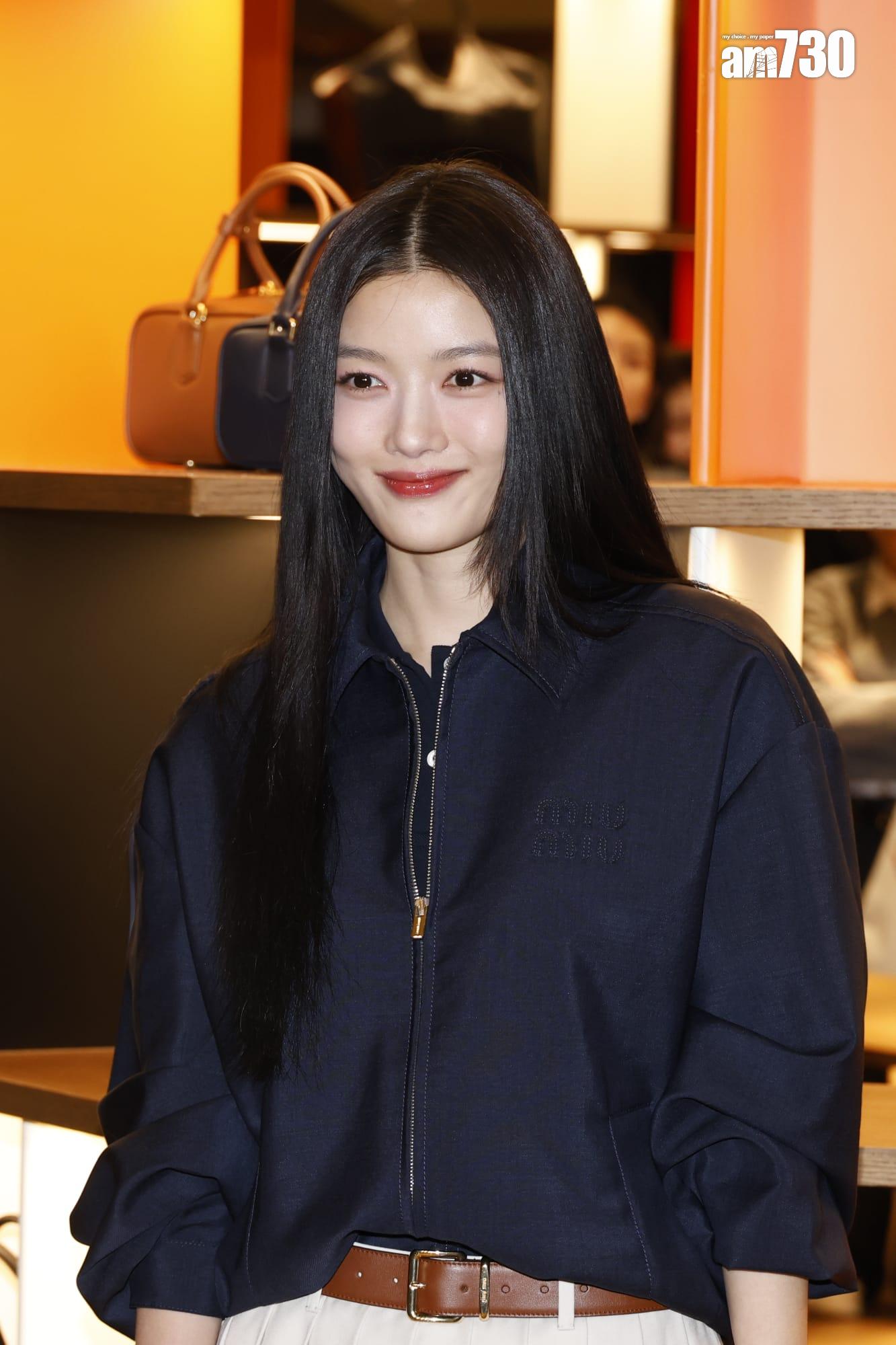 金裕貞來港出席在金鐘太古廣場的公開活動。 (林俊源攝)