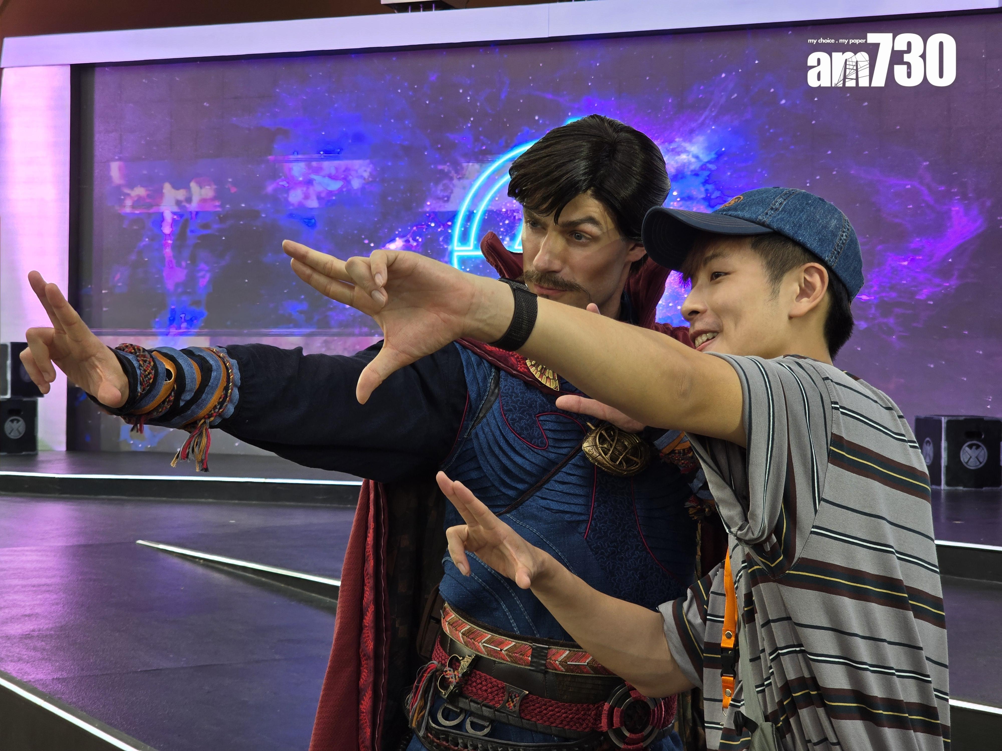 迪士尼推超級英雄主題無人機表演「超能覺醒:空中反擊戰」(李朗僑攝)