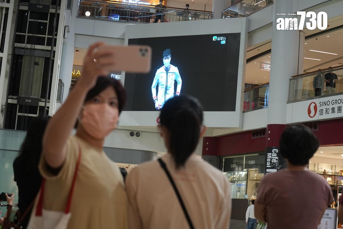 上屆奧運有不少商場轉播賽事。(資料圖片/陳奕釗攝)