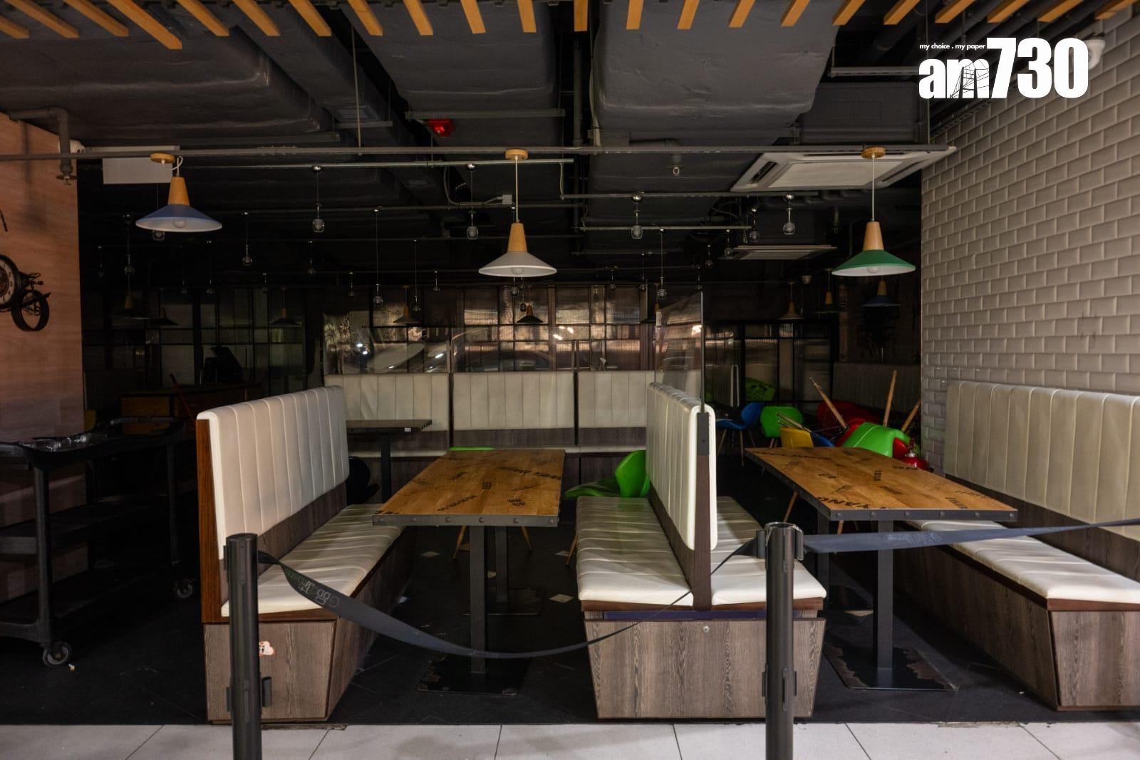 九展和E-Max將營運至6月30日,商舖和食肆正陸續清空。(陳奕釗攝)