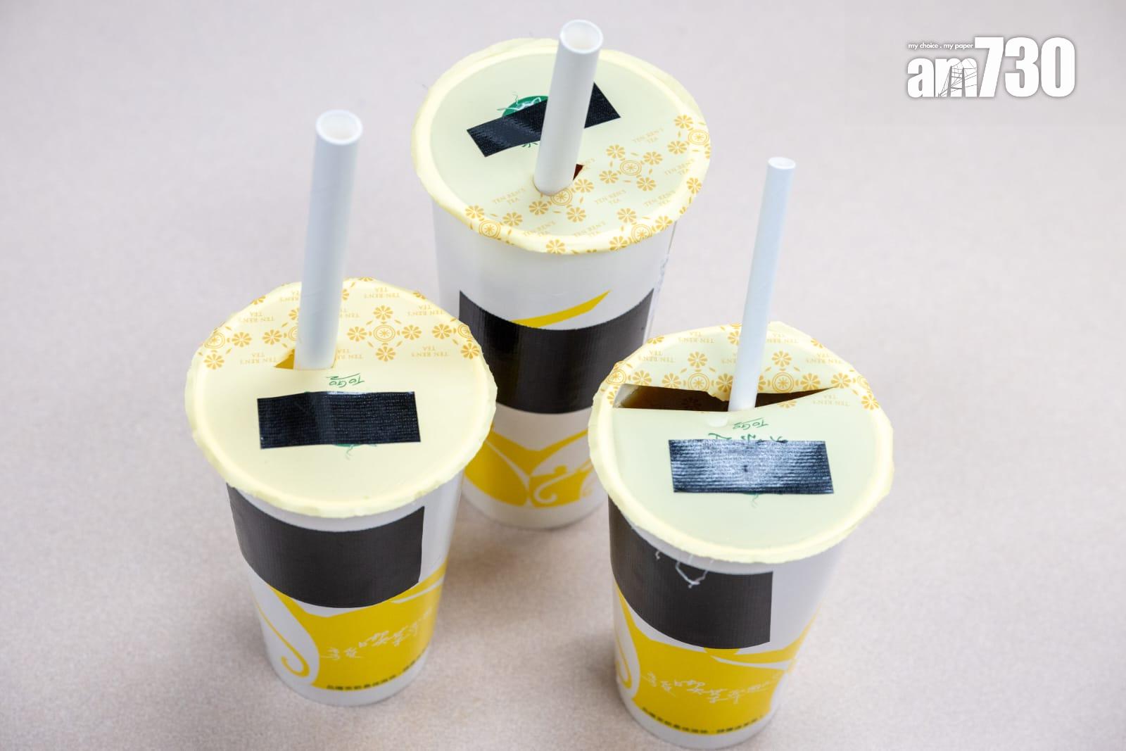 由環保署設立,為飲食業界提供替代膠餐具的產品資訊的「綠色餐具平台」舉行展示會,邀請4間本地環保餐具供應商,向傳媒示範使用部分非塑膠即棄餐具產品。(陳奕釗攝)