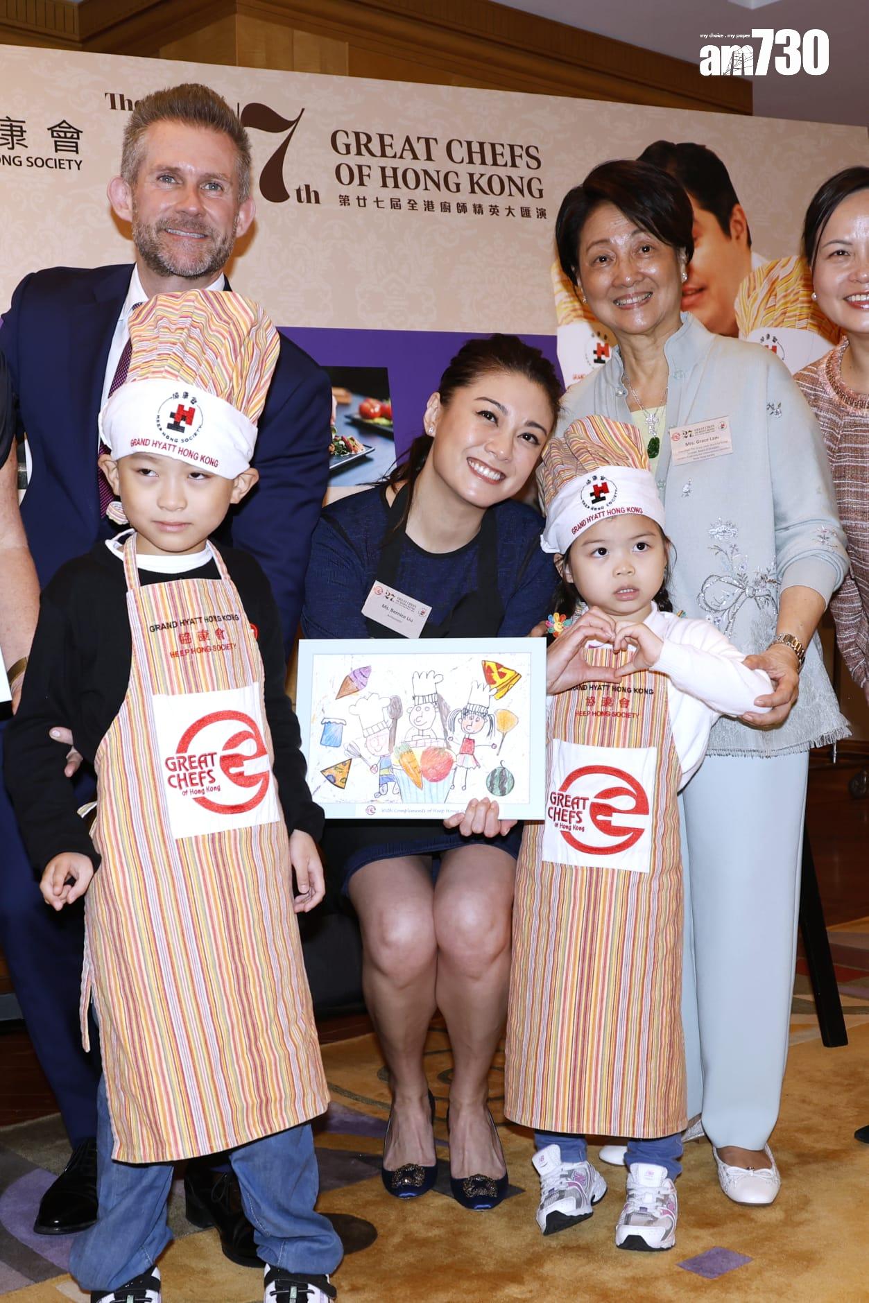 廖碧兒出席協康會舉行的「大廚小廚獻技」記者會。 (林俊源攝)