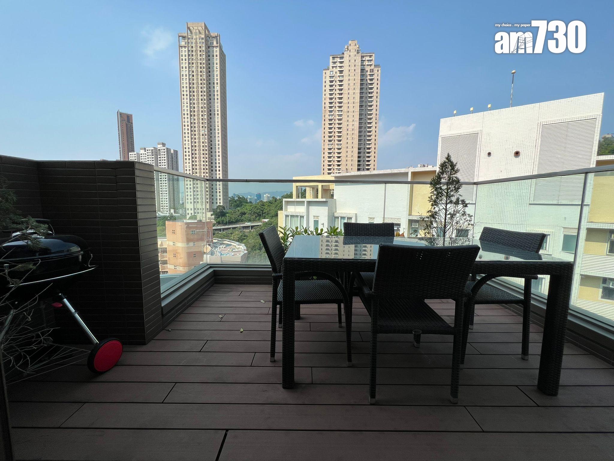 單位為連天台及平台的複式戶設計。